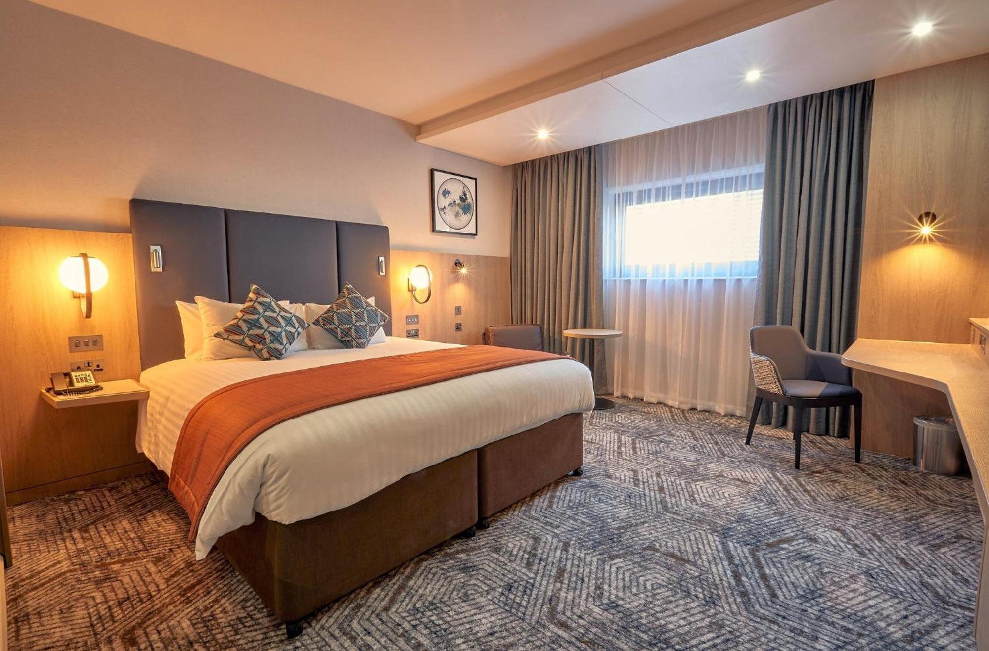 מלון Crowne Plaza רדינג מראה חיצוני תמונה
