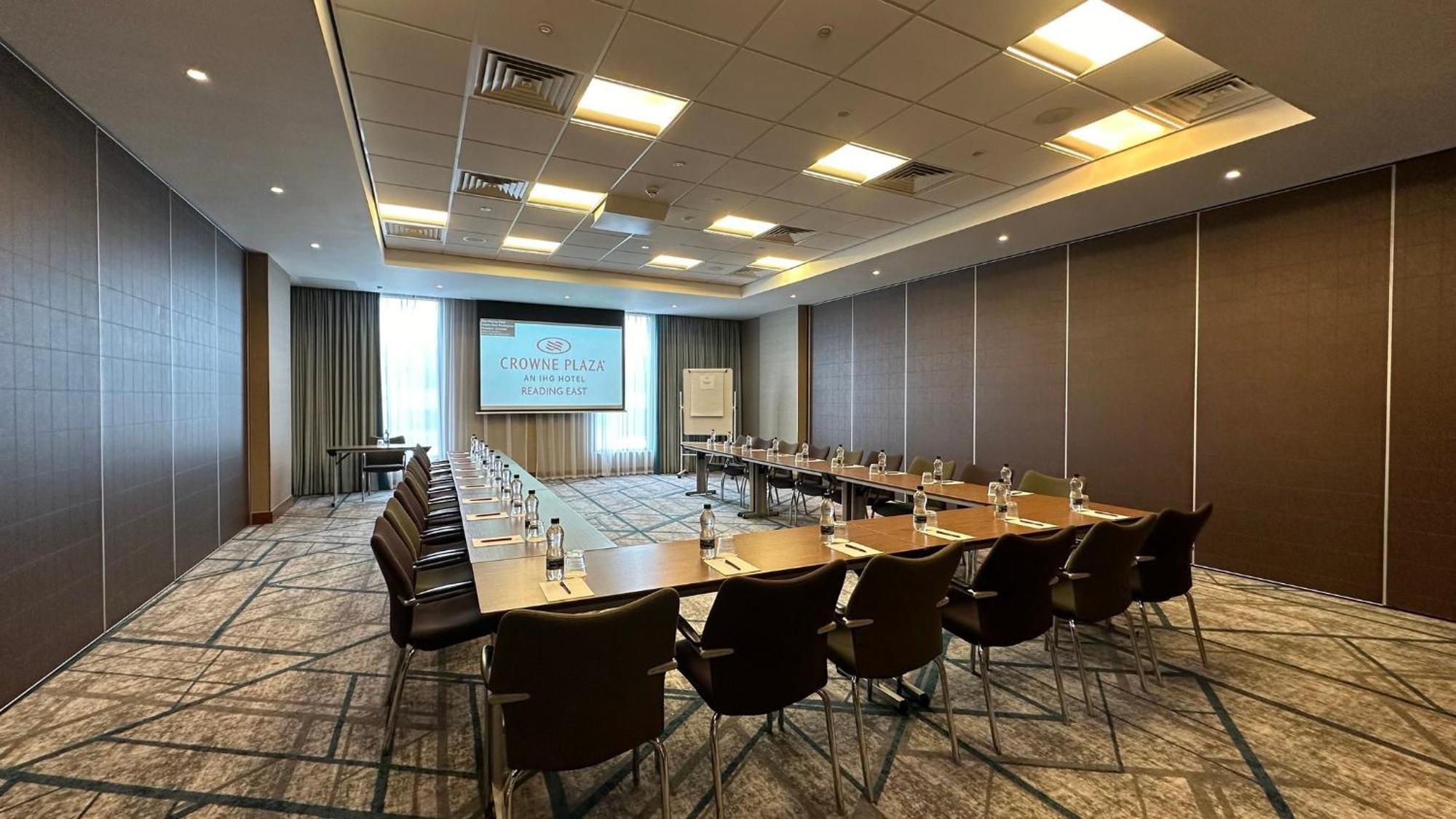 מלון Crowne Plaza רדינג מראה חיצוני תמונה